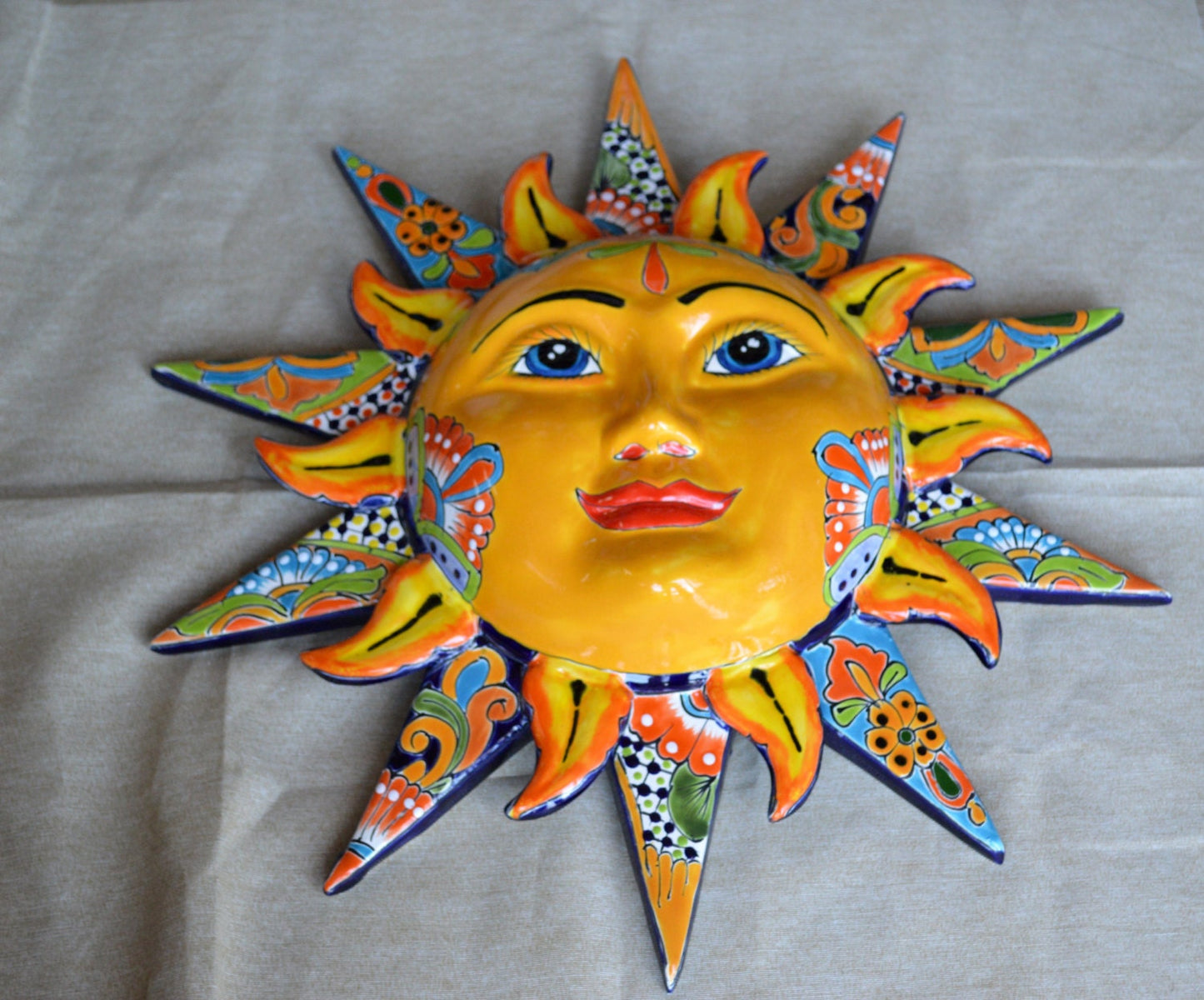 BIG  Talavera Sun with rays