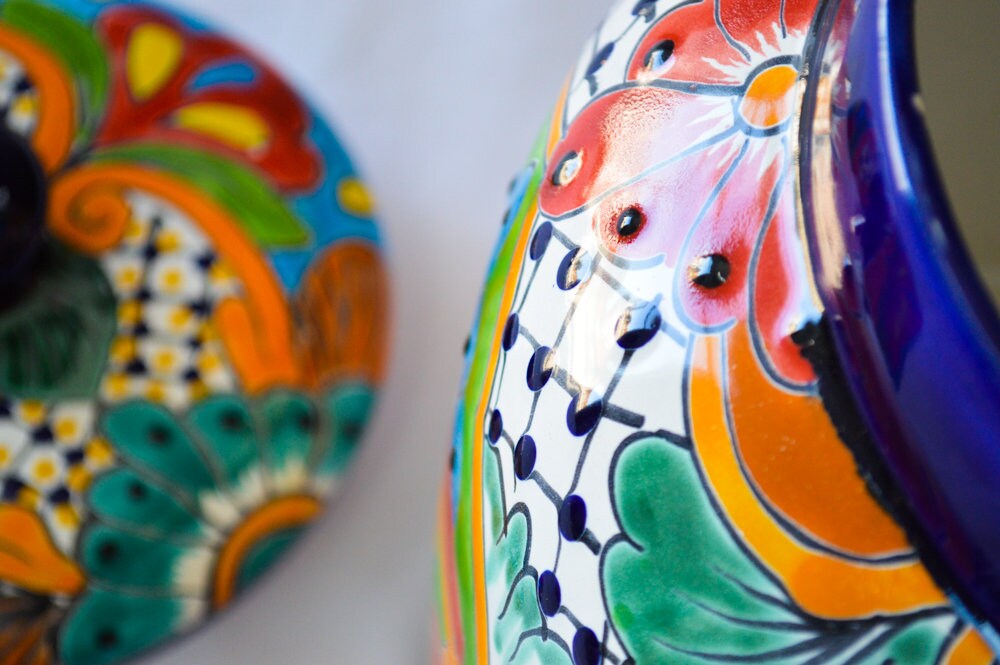 Talavera water container