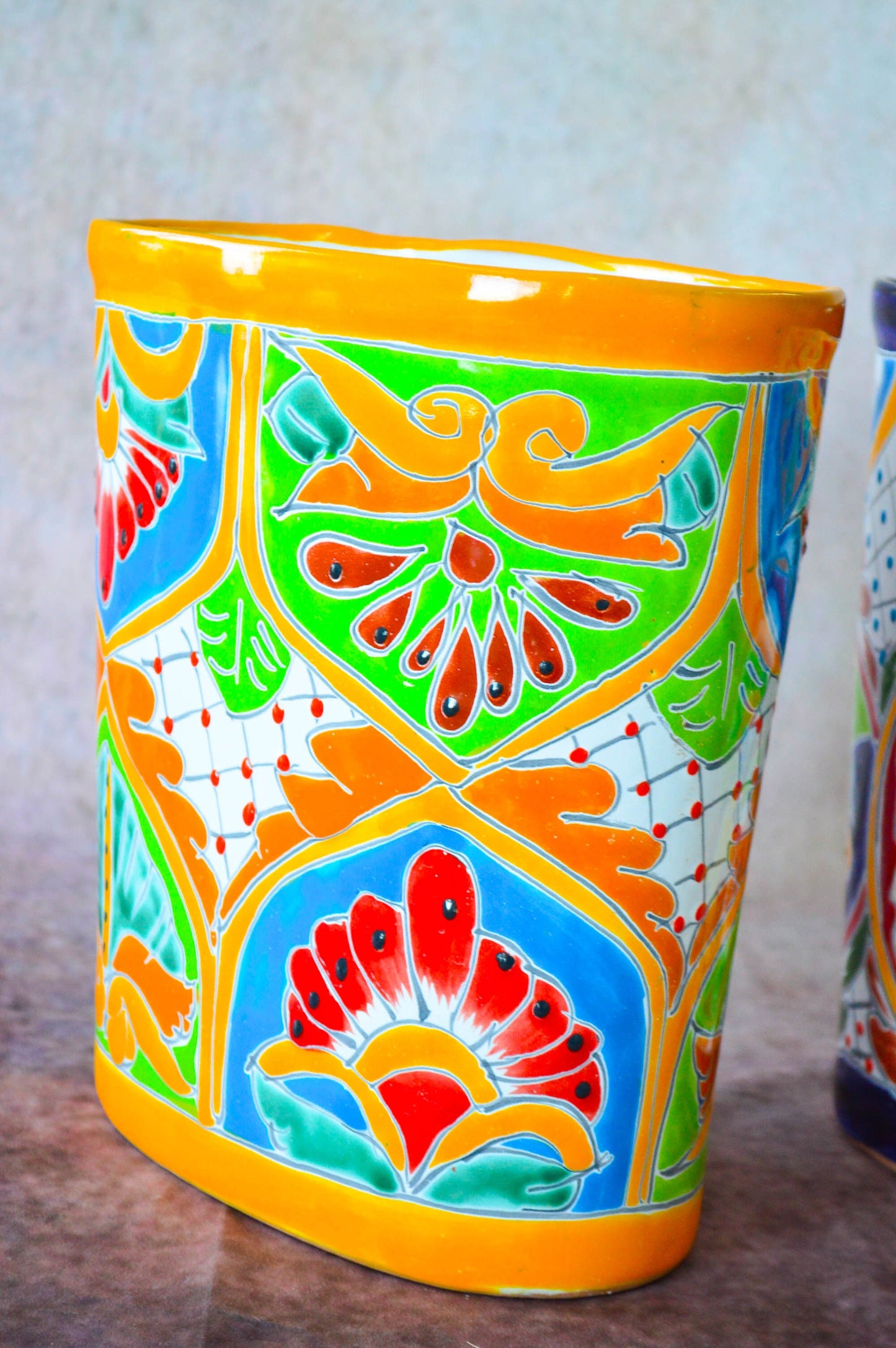 Talavera Trash can